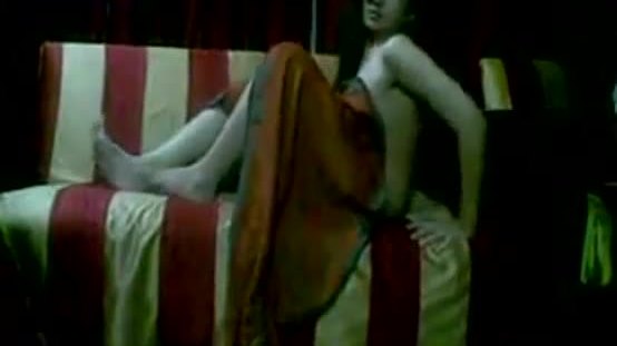 Desi indian aunty self made strip and masturbation