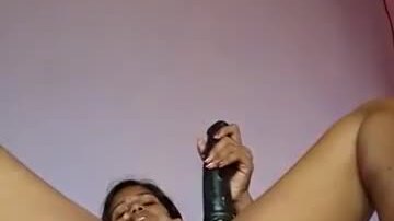Tamil college girl masturbate on cam
