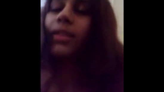 Desi super hot babe riding bf cock wid hindi audio