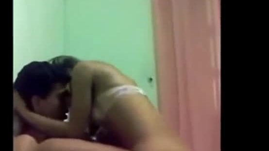 Hot tamil babe gets fucked in her beedroom