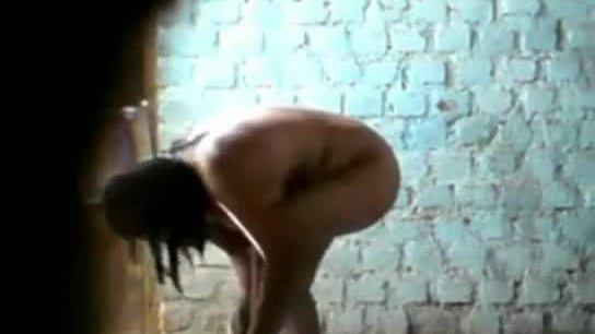 Tamil aunty nude in bathroom possing her boobs amp pussy mms