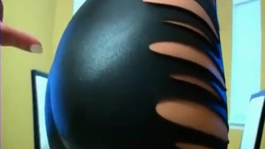 Westernised big butt arabian domme in black leather