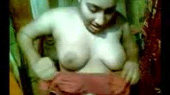 Indian girl friend recorded naked by lover