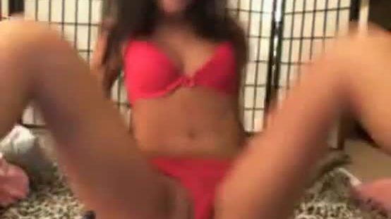 Hot chick masturbates in indian gf porn movie